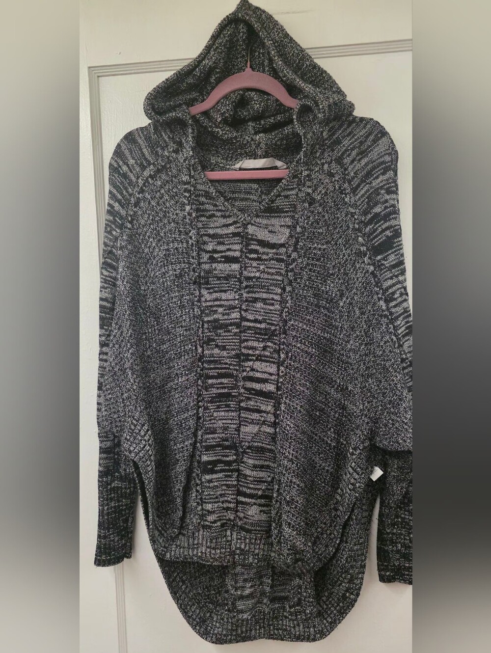 Athleta Borealis Hooded Cable Knit Sweater — Marled Black / Grey, Size Small